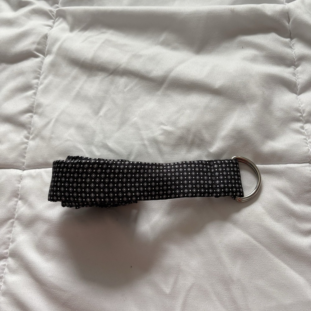 Vintage‎ 2005 100% Silk Silver D Ring Tie Belt Womens Medium Black Geometric